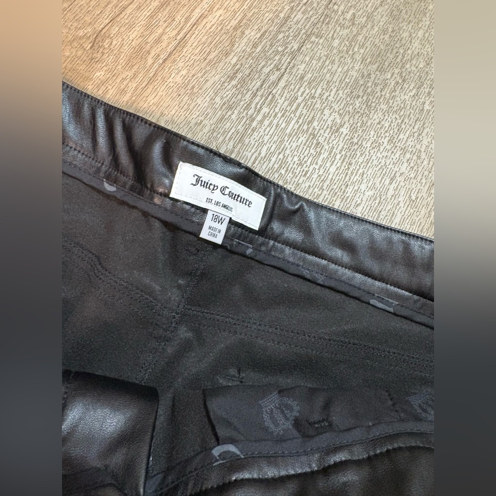 JUICY COUTURE BLACK FAUX LEATHER PANTS SIZE 18W - Picture 3 of 7